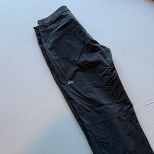 ALO Yoga Men's Charcoal Joggers